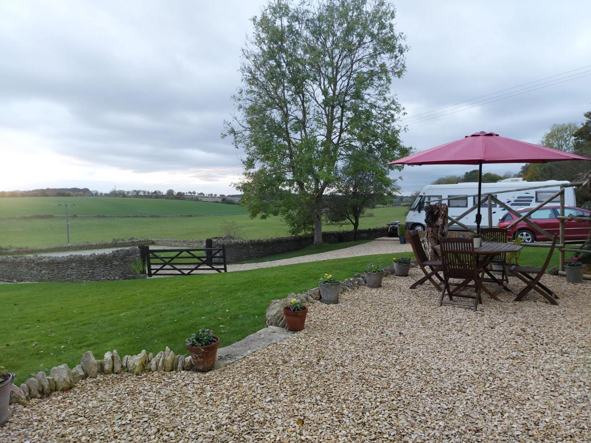 Thames Head Wharf - Historic Cotswold Cottage With Stunning Countryside Views Cirencester Kültér fotó