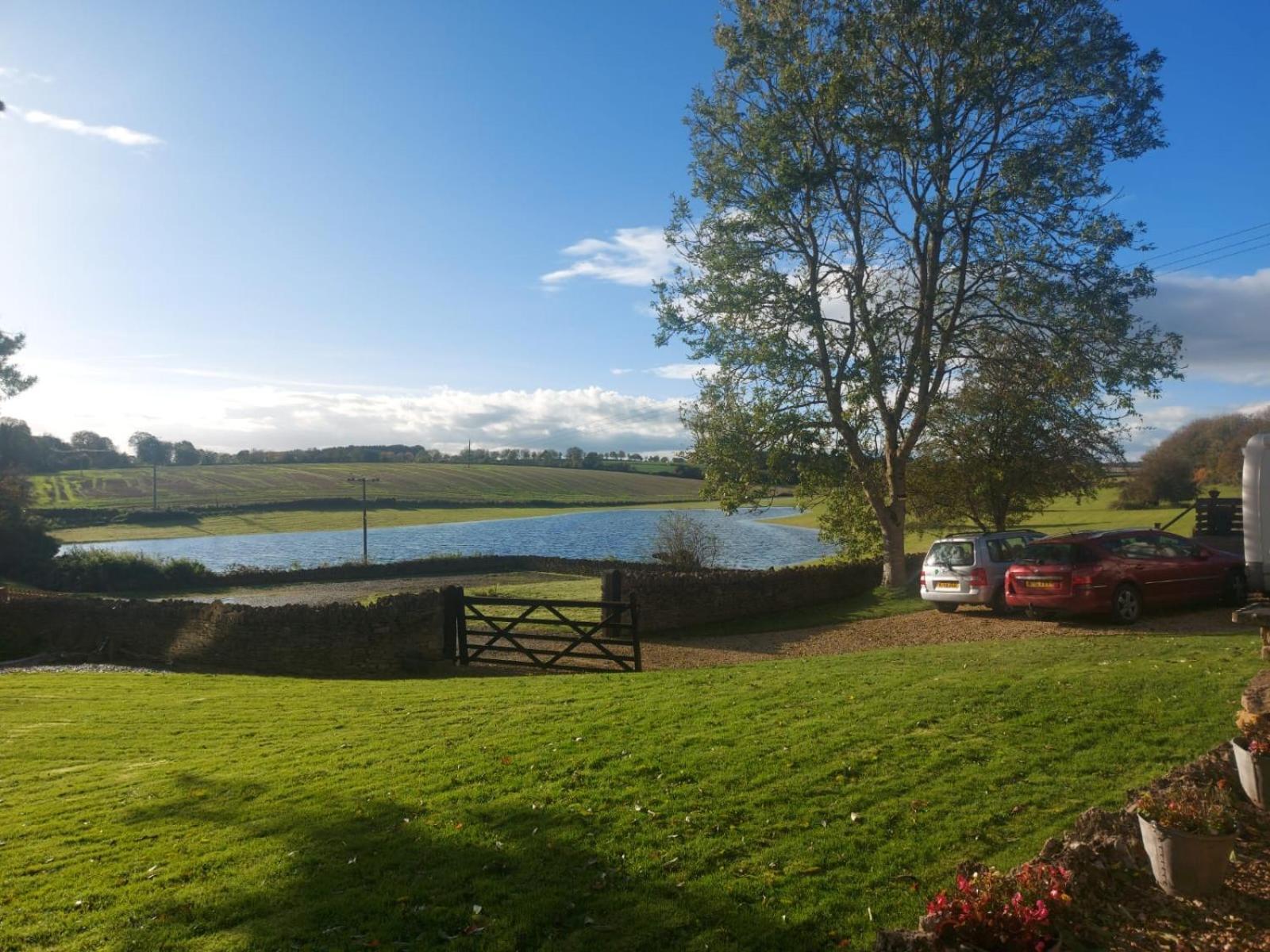 Thames Head Wharf - Historic Cotswold Cottage With Stunning Countryside Views Cirencester Kültér fotó